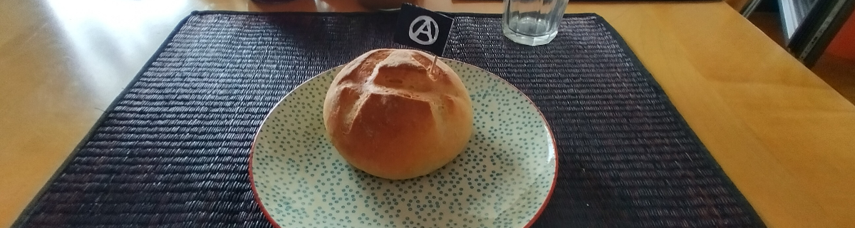 A nice butter bun with an anarchy flag